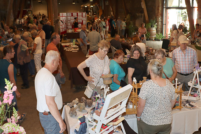 Hobbykünstler zum Wald- und Jagdtag